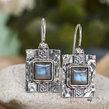 Серебряные серьги с лабрадором 01E447LB Серебряные серьги с лабрадором 01E447LB