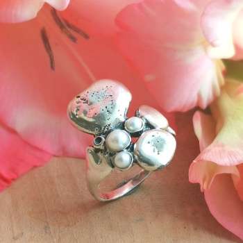 Серебряное кольцо с жемчугом MVR804PL Серебряное кольцо с жемчугом MVR804PL