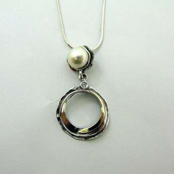 Серебряное колье с жемчугом и золотом MVN1066GPL Серебряное колье с жемчугом и золотом MVN1066GPL