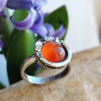 Серебряное кольцо с сердоликом и куб.цирконом MVR1536SR Серебряное кольцо с сердоликом и куб.цирконом MVR1536SR