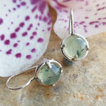 Серебряные серьги с пренитом 01E851PN Серебряные серьги с пренитом 01E851PN