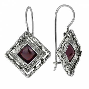 Серебряные серьги с гранатом 01E468GR Серебряные серьги с гранатом 01E468GR