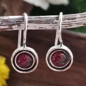 Серебряные серьги с гранатом 01E077GR Серебряные серьги с гранатом 01E077GR