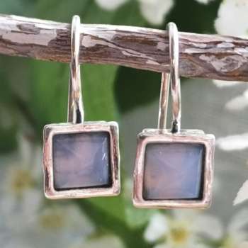 Серебряные серьги с халцедоном 01E064HL Серебряные серьги с халцедоном 01E064HL