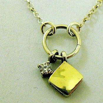 Серебряное колье с куб.цирконом и золотом MVN2080GCZ Серебряное колье с куб.цирконом и золотом MVN2080GCZ