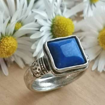 Серебряное кольцо с лазуритом 01R1088LZ Серебряное кольцо с лазуритом 01R1088LZ