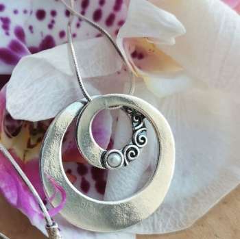 Серебряное колье с жемчугом 01N1323PL Серебряное колье с жемчугом 01N1323PL