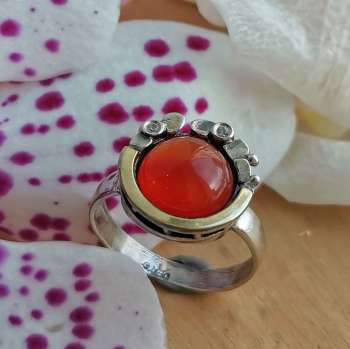 Серебряные серьги с сердоликом, куб.цирконом и золотом MVR1536GSR Серебряные серьги с сердоликом, куб.цирконом и золотом MVR1536GSR