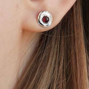 Серебряные серьги с гранатом MVE2129GR Серебряные серьги с гранатом MVE2129GR