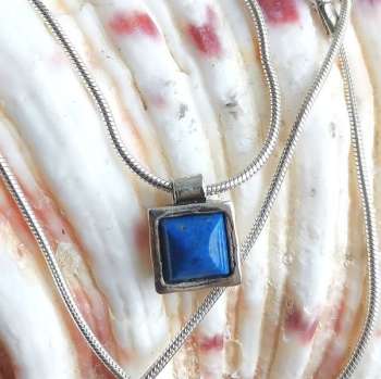 Серебряное колье с лазуритом 01N109LZ Серебряное колье с лазуритом 01N109LZ