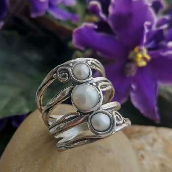 Серебряное кольцо с жемчугом 01R923PL Серебряное кольцо с жемчугом 01R923PL