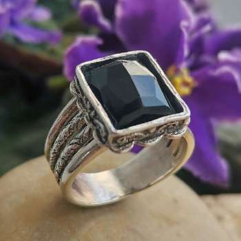 Серебряное кольцо с ониксом 01R2148ON Серебряное кольцо с ониксом 01R2148ON