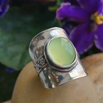 Серебряное кольцо с халцедоном 01R2730HL/2 Серебряное кольцо с халцедоном 01R2730HL/2