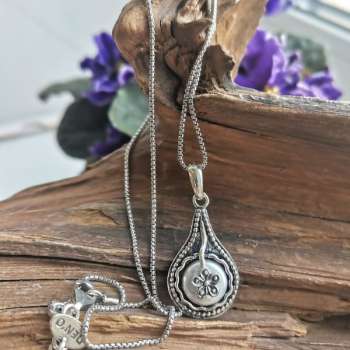Серебряное колье с жемчугом 01N4999PL Серебряное колье с жемчугом 01N4999PL