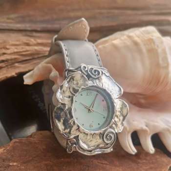Серебряные часы 01W693GY Серебряные часы 01W693GY